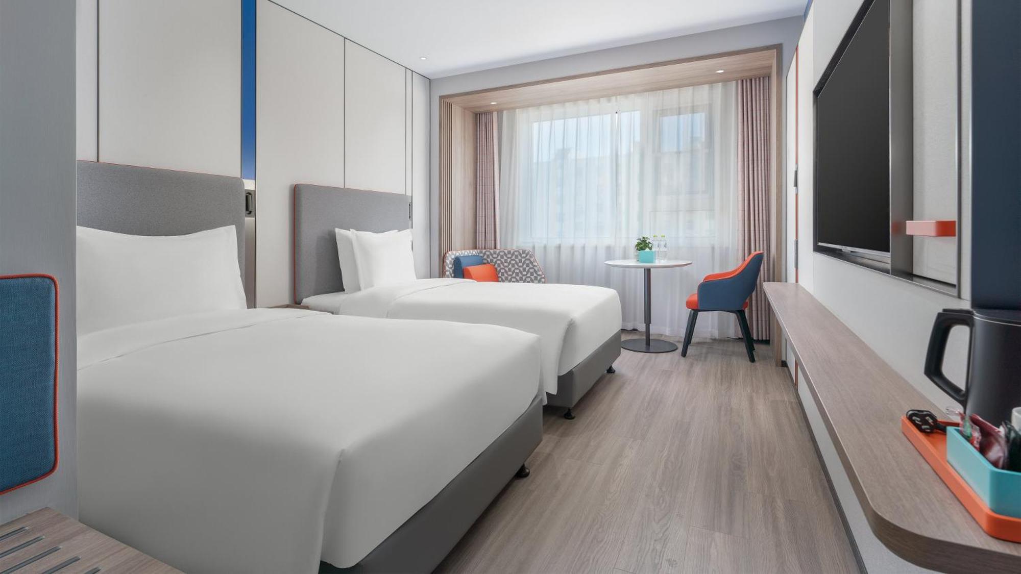 Holiday Inn Express Qingdao Shibei By Ihg Екстериор снимка