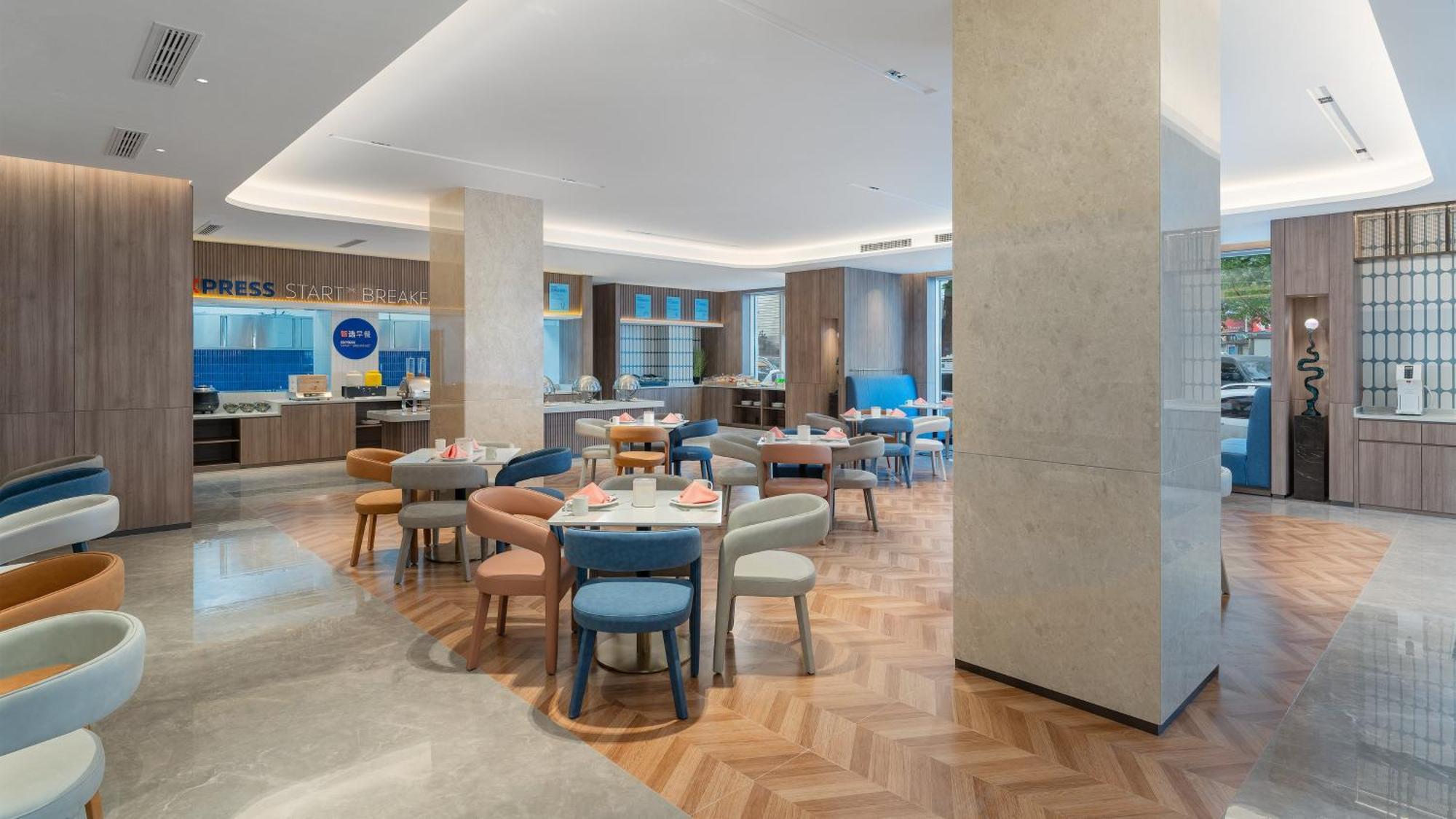 Holiday Inn Express Qingdao Shibei By Ihg Екстериор снимка